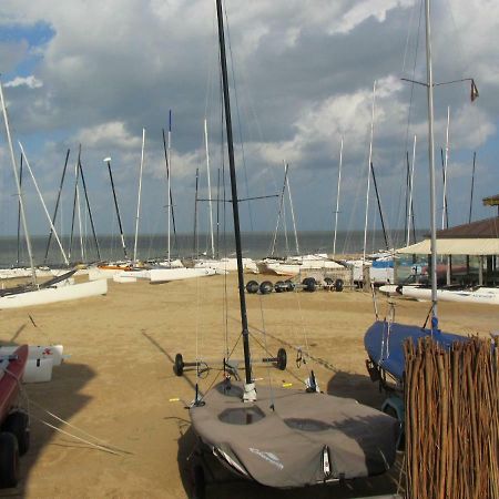 Malibu Beach Koksijde Zewnętrze zdjęcie