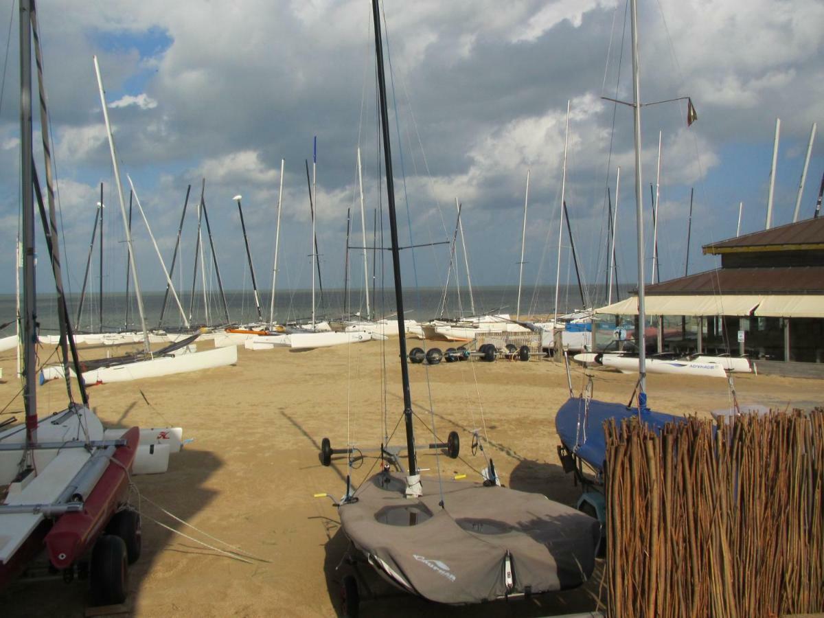 Malibu Beach Koksijde Zewnętrze zdjęcie
